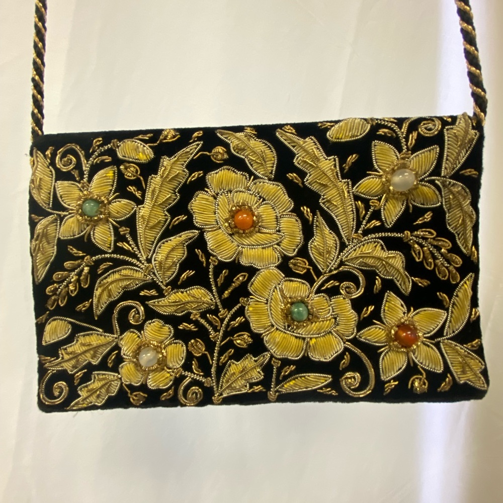 Vintage Kane M. Beaded crossbody purse which has stories to tell within itself.